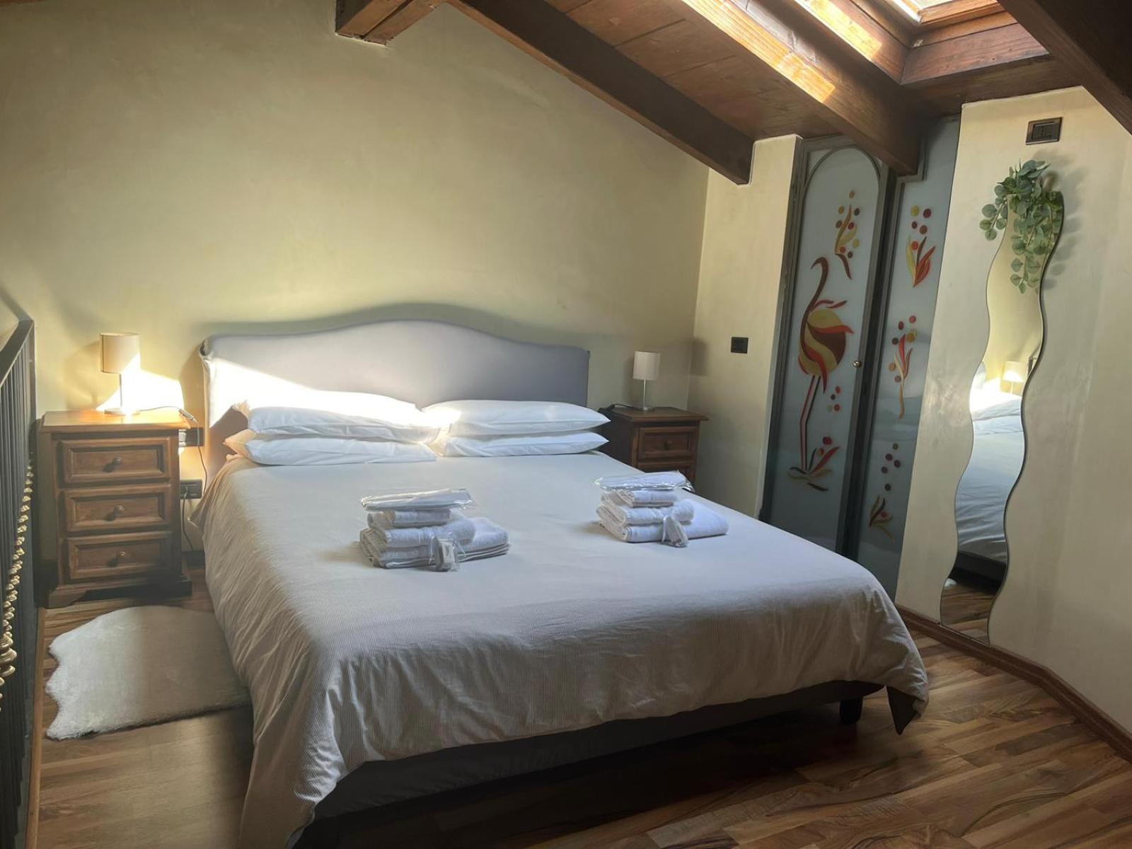 Bilocale Dafne Abbadesse Guest House Milán Exteriér fotografie